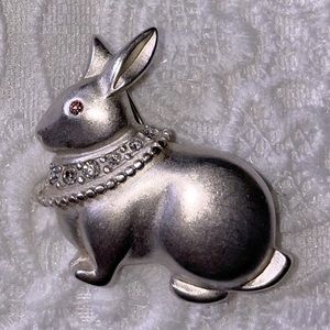 2/$18 Vintage Rabbit Bunny Brooch Pin